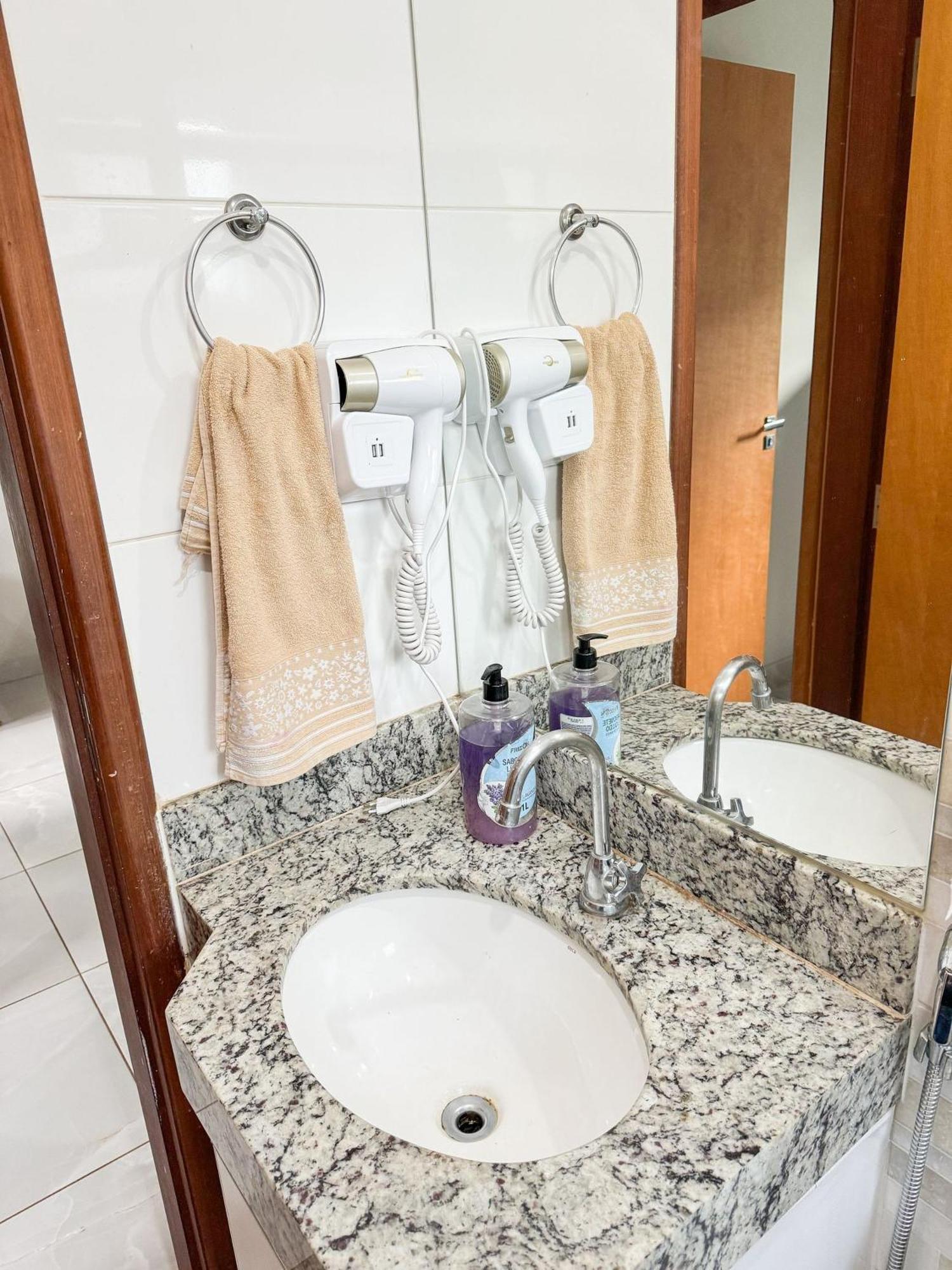 207- De 2 Quartos No Alto Caicaras *